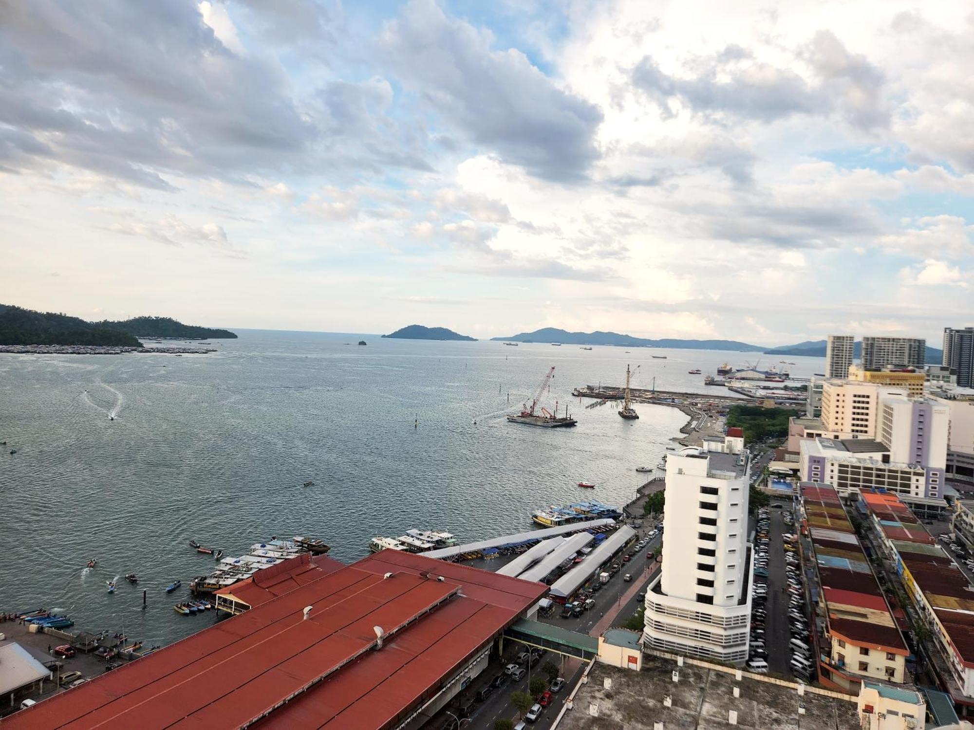 The Shore Kota Kinabalu City Centre By Lw Suites Quarto foto